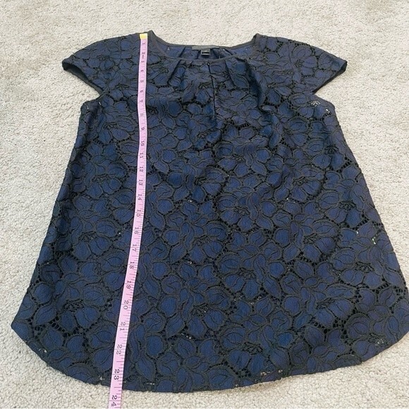 J. CREW Blue Lace Cap Sleeve Top Size 00 - Picture 11 of 13